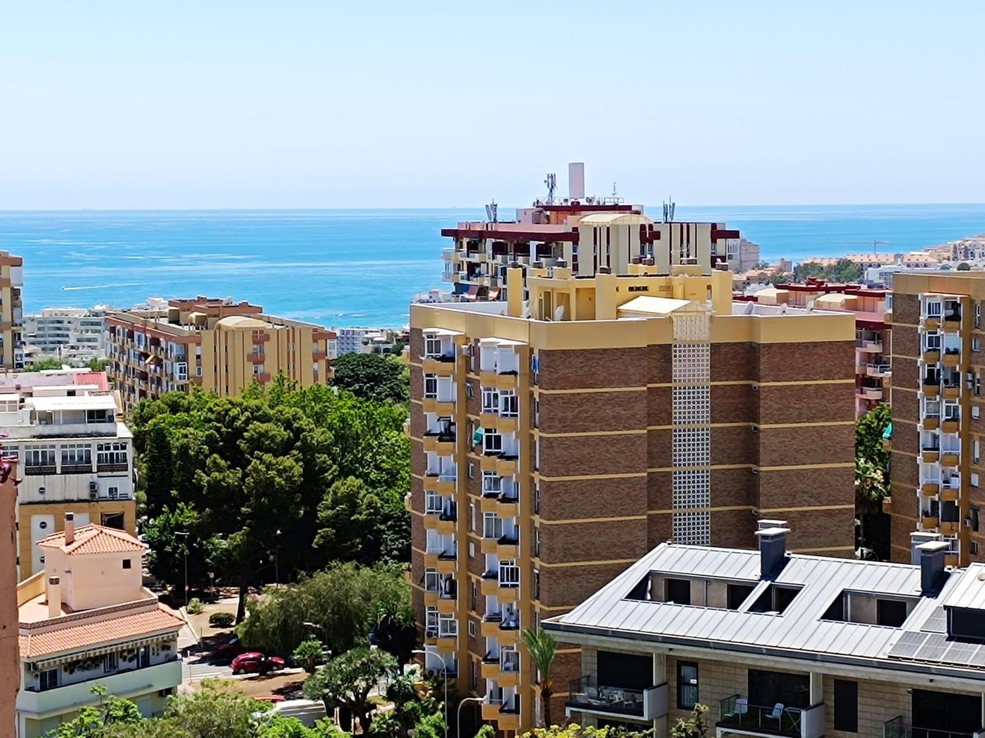 Attico Acuario, 2 Bathrooms Top Floor Appartment With Sea And Mountain Views Беналмадена Екстериор снимка